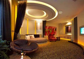 主要看氣質(zhì)，更要看品質(zhì)